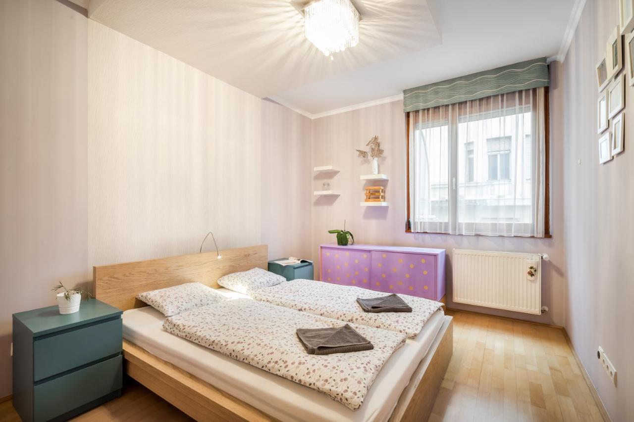 Apartment Downtown Karpat 9 布达佩斯 外观 照片